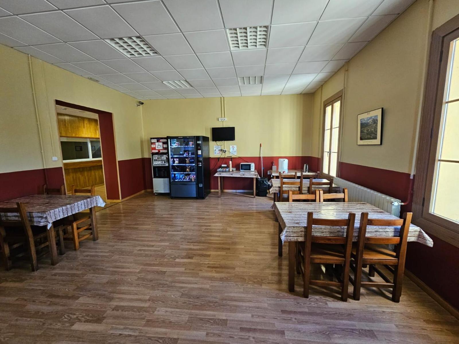 Albergue Pirenarium Sabiñánigo Eksteriør billede