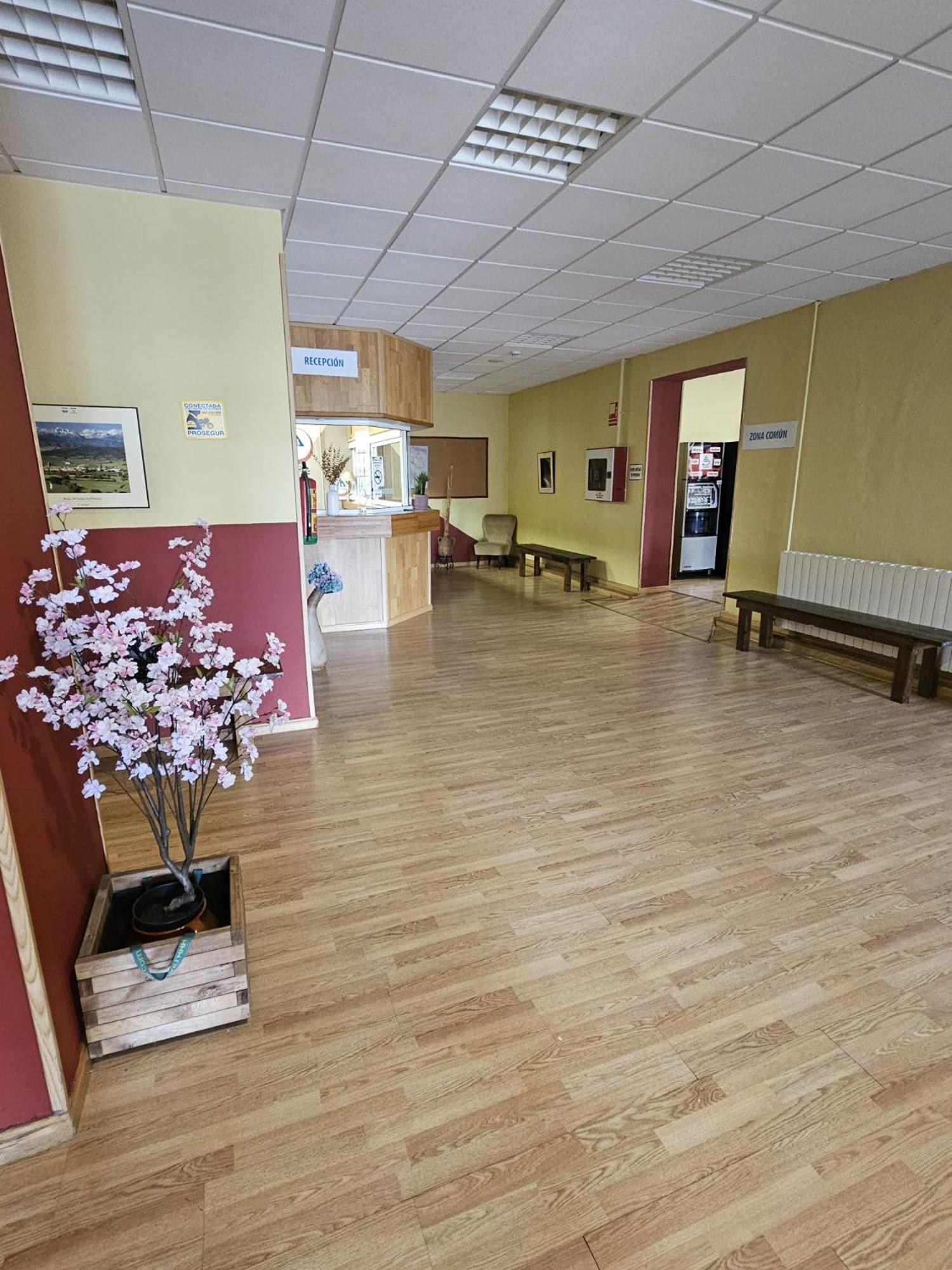 Albergue Pirenarium Sabiñánigo Eksteriør billede
