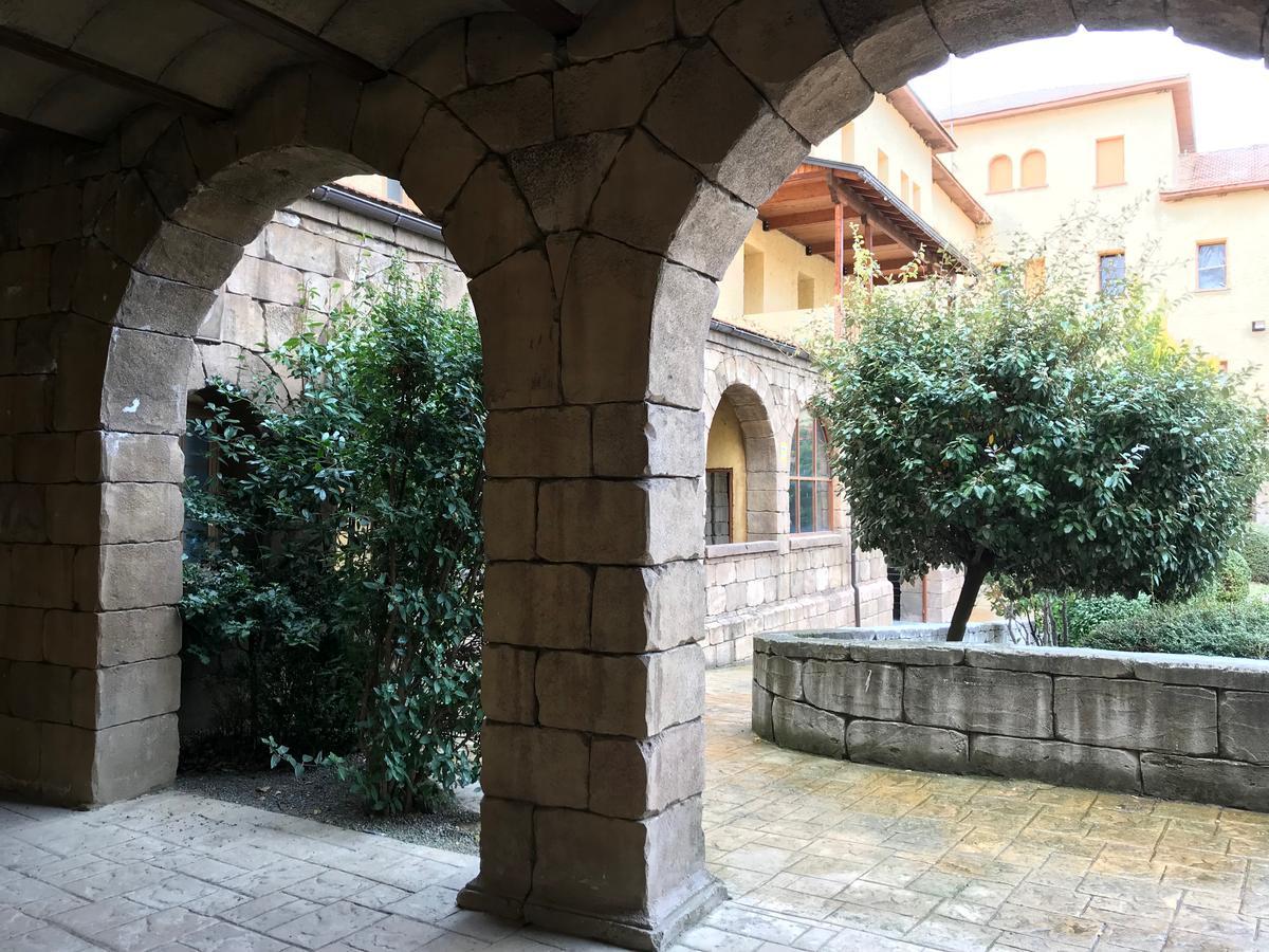 Albergue Pirenarium Sabiñánigo Eksteriør billede