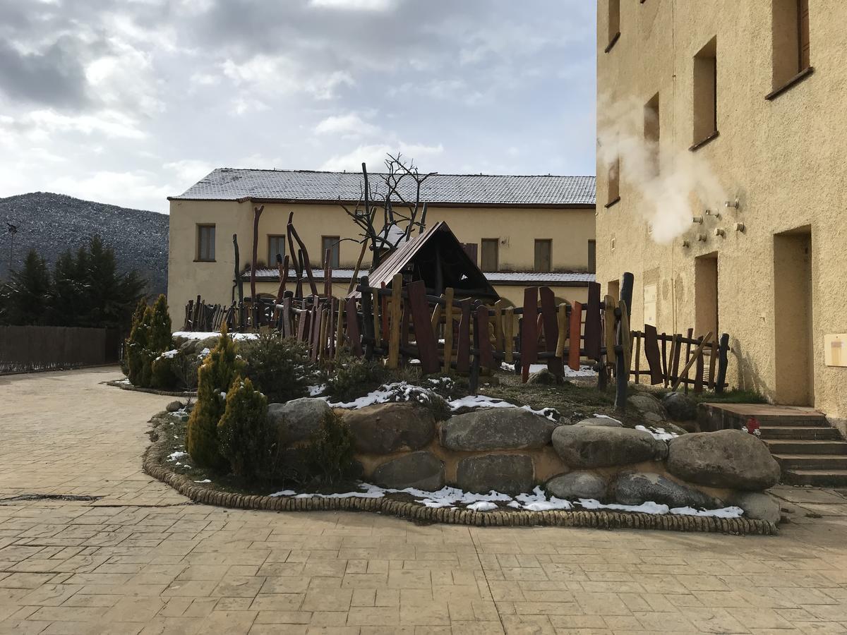 Albergue Pirenarium Sabiñánigo Eksteriør billede
