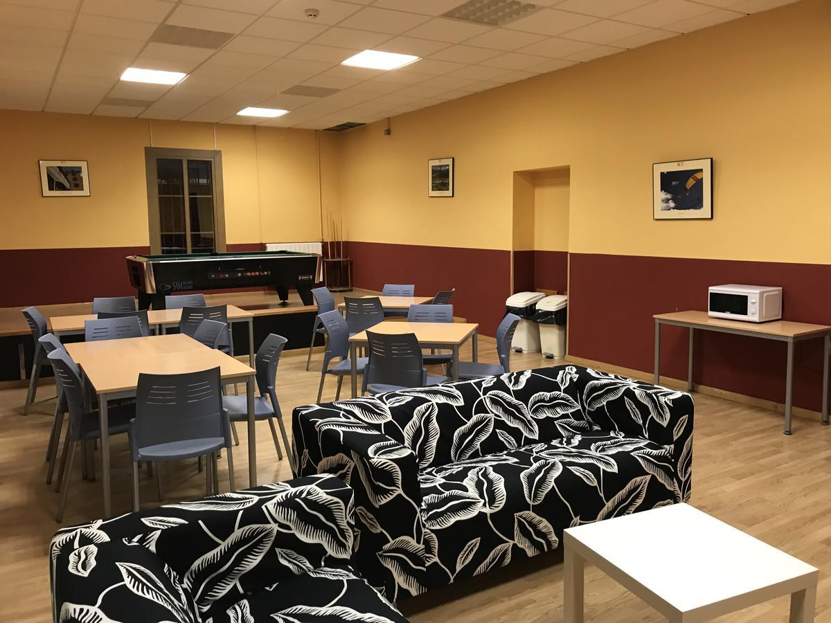 Albergue Pirenarium Sabiñánigo Eksteriør billede