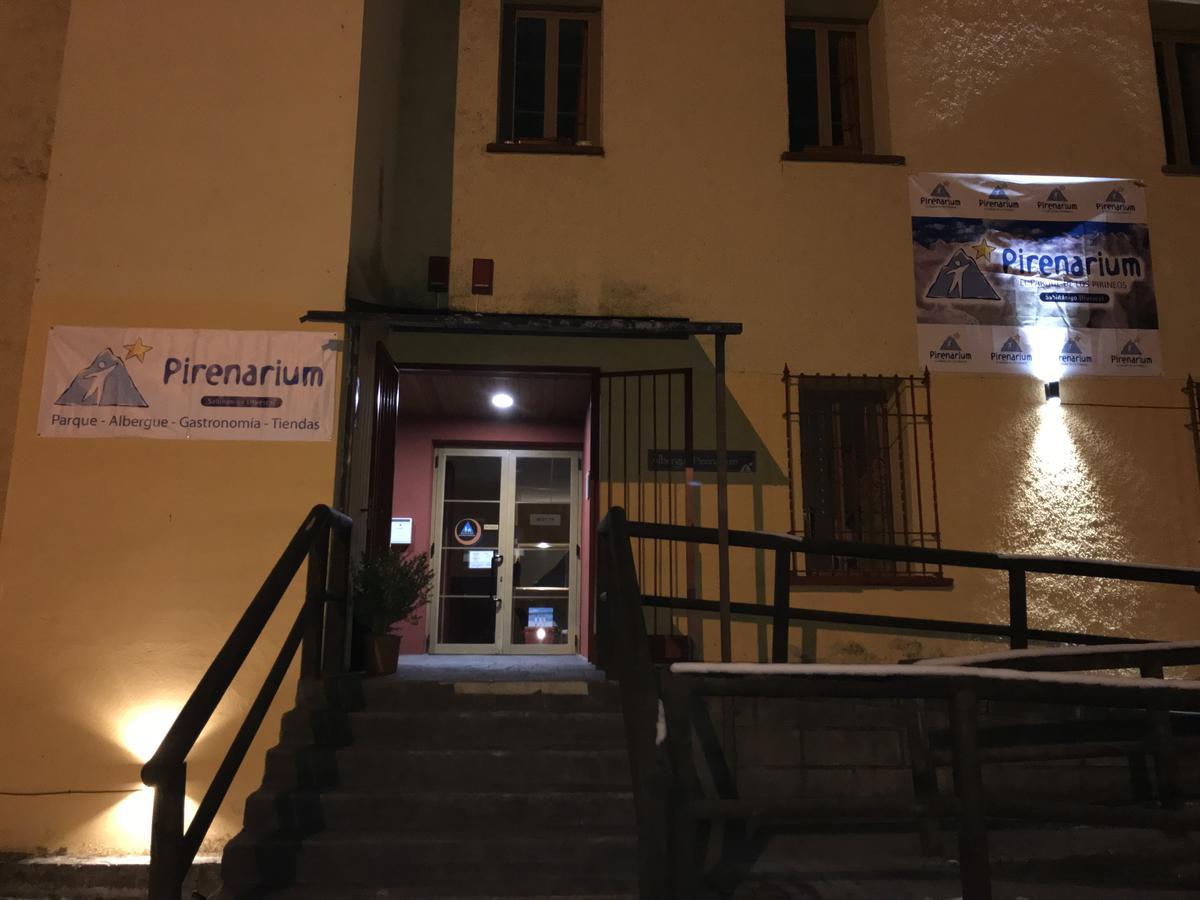 Albergue Pirenarium Sabiñánigo Eksteriør billede